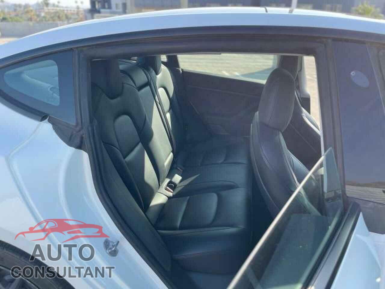 TESLA MODEL 3 2021 - 5YJ3E1EA4MF874364