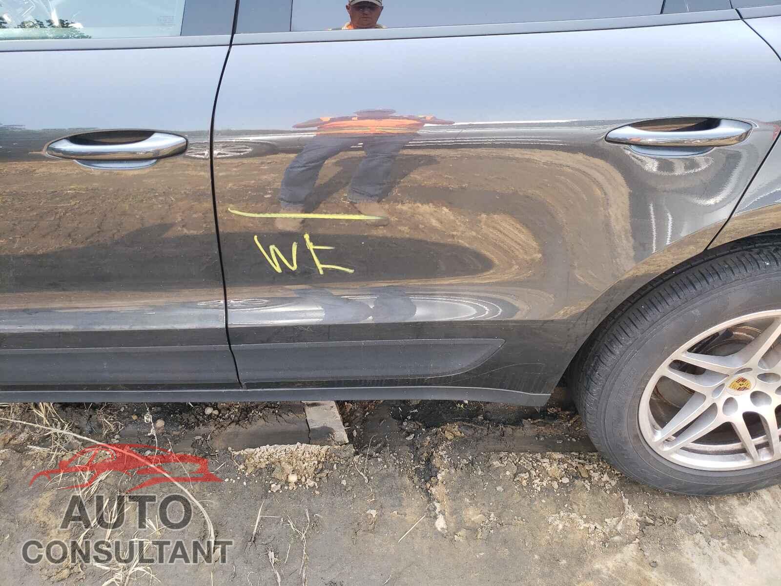 PORSCHE MACAN 2017 - WP1AA2A56HLB06338