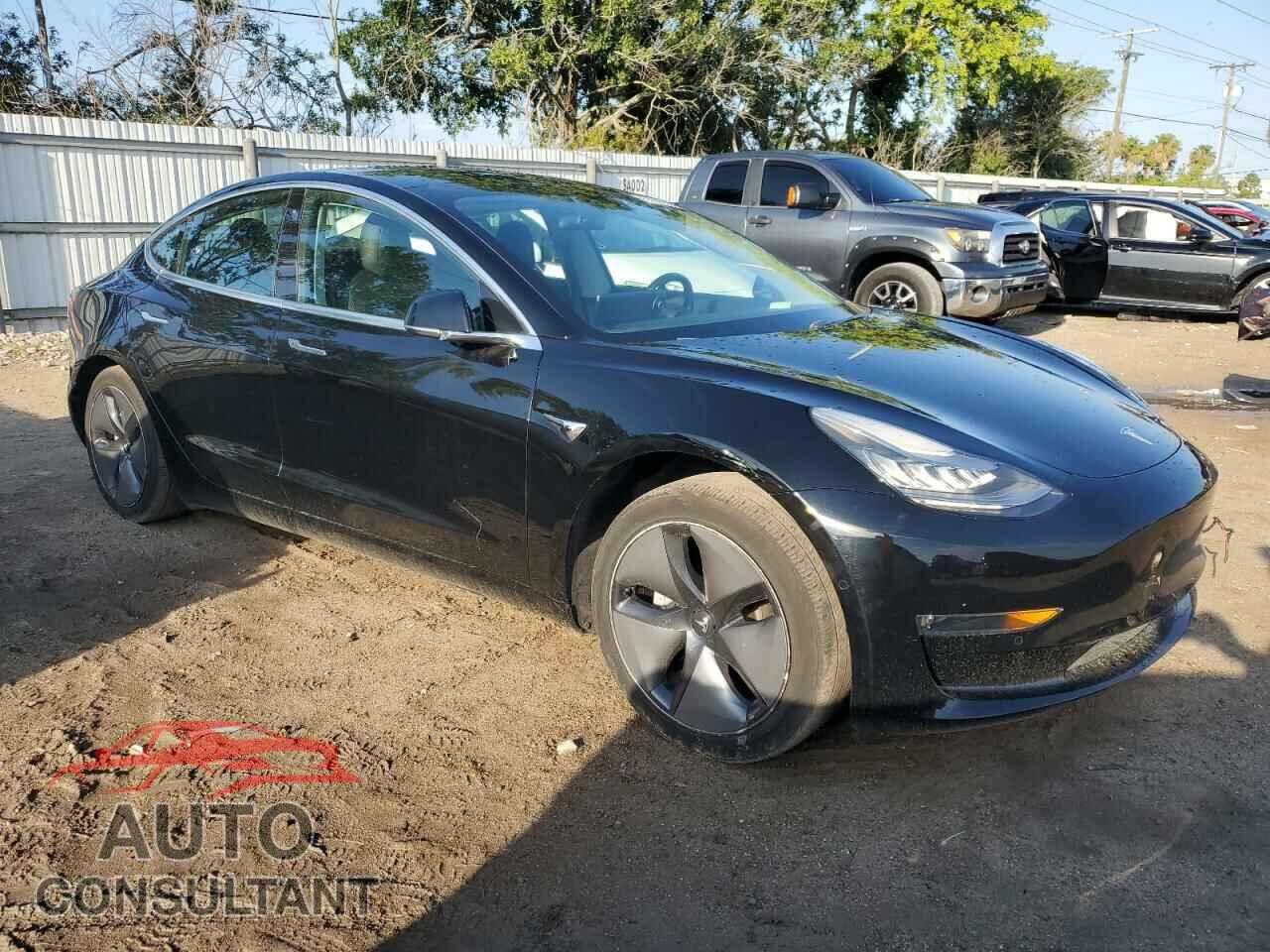 TESLA MODEL 3 2019 - 5YJ3E1EA1KF296754