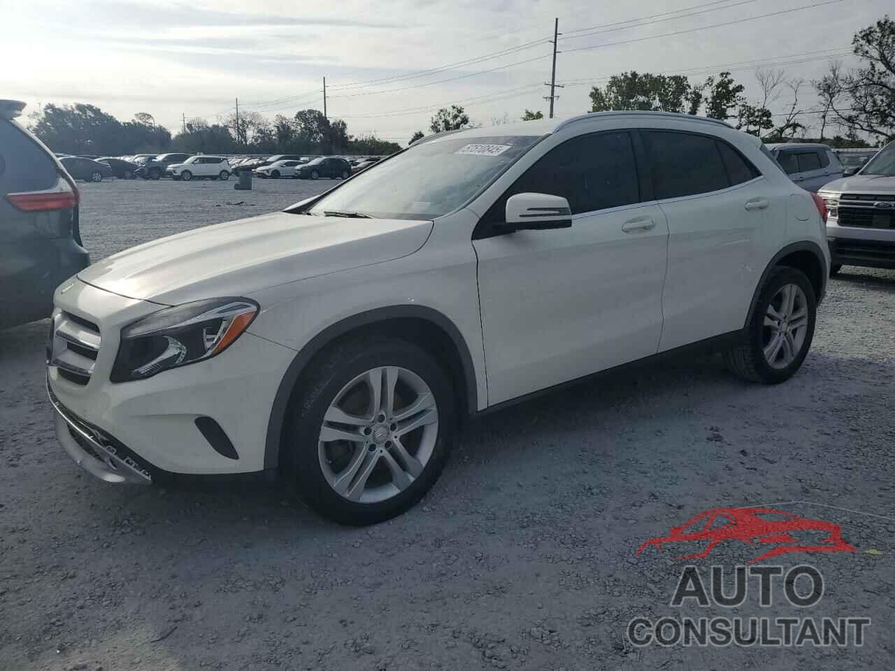 MERCEDES-BENZ GLA-CLASS 2015 - WDCTG4EB1FJ140033