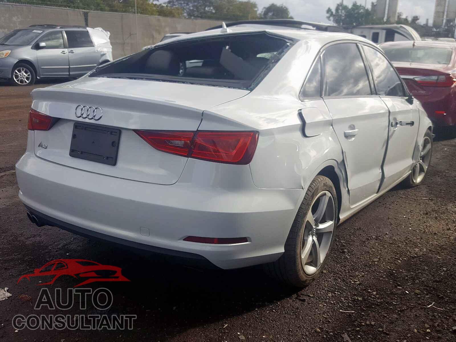 AUDI A3 2015 - WAUACGFF4F1122649