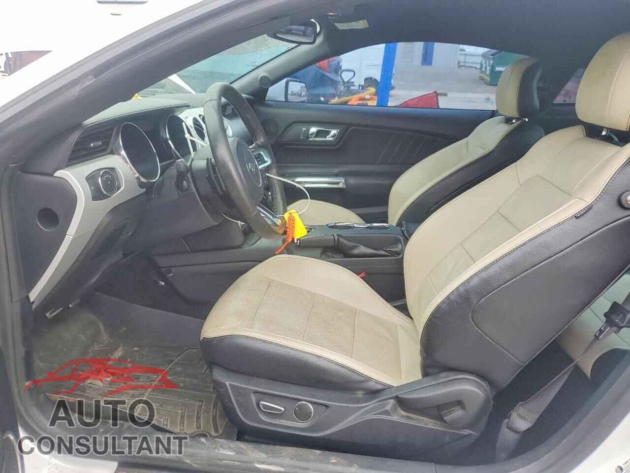 FORD MUSTANG 2017 - 1FA6P8TH2H5203353