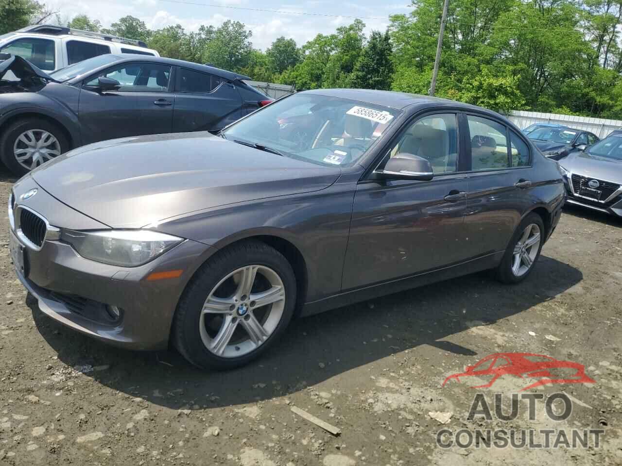 BMW 3 SERIES 2013 - WBA3B5G58DNS02015