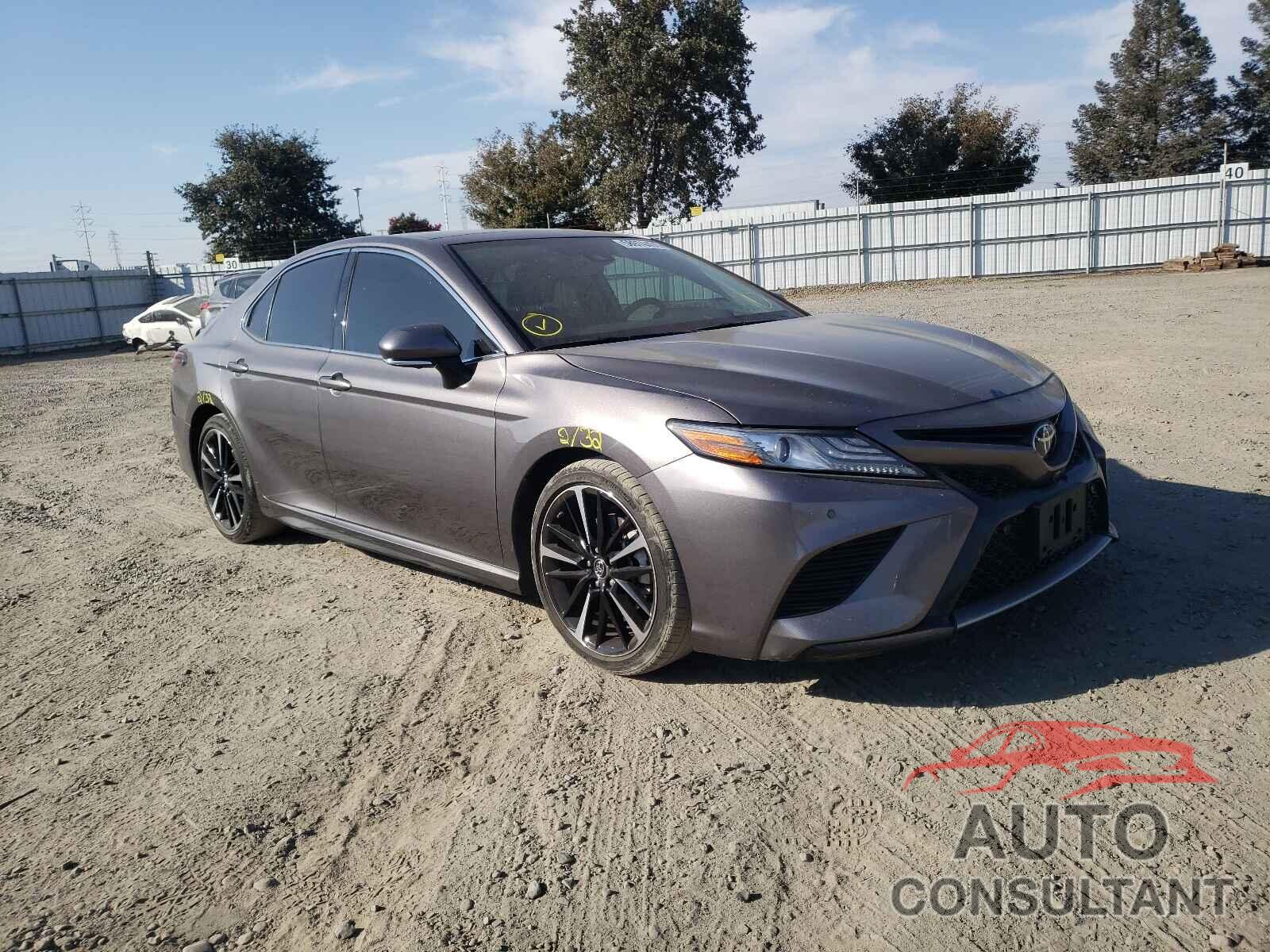 TOYOTA CAMRY 2018 - 4T1B61HKXJU509635
