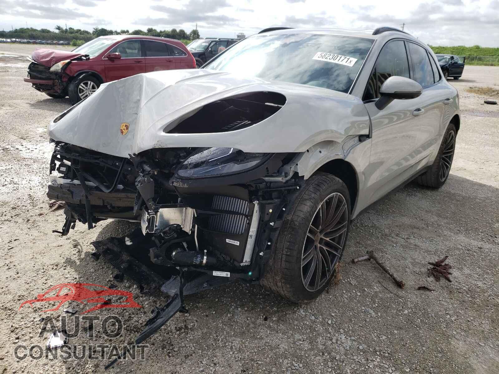 PORSCHE MACAN 2021 - WP1AB2A5XMLB30455