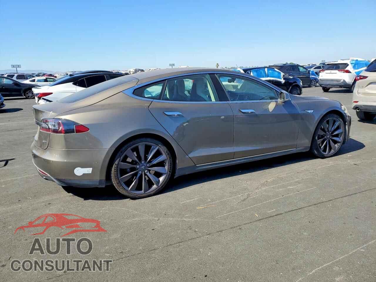 TESLA MODEL S 2015 - 5YJSA1H2XFF097249
