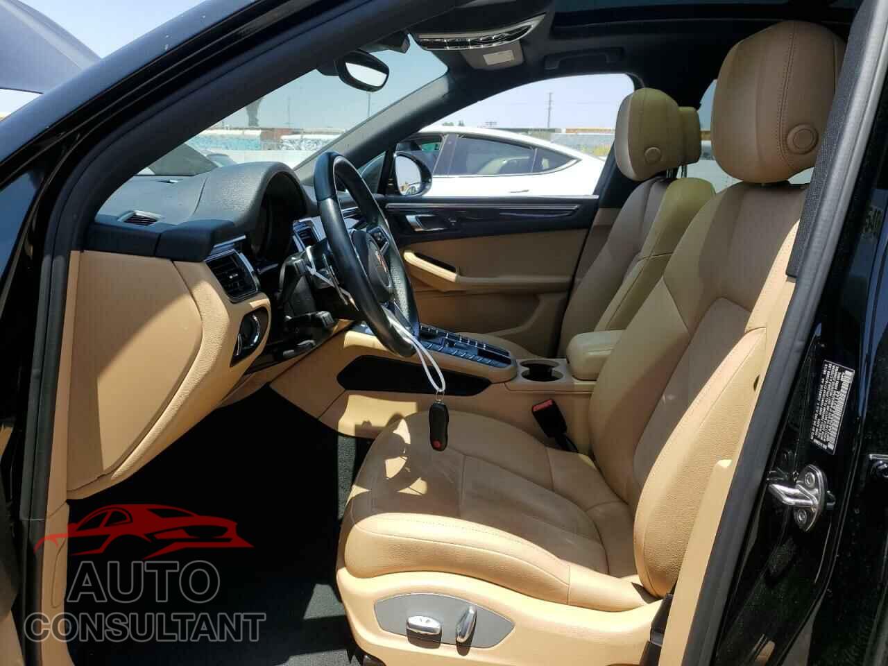 PORSCHE MACAN 2018 - WP1AA2A55JLB21144