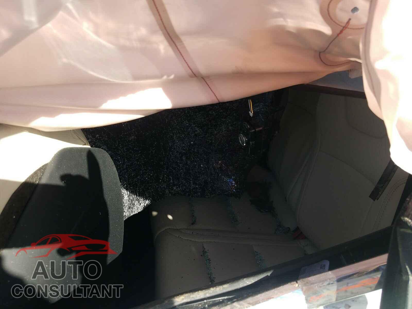 TESLA MODEL S 2021 - 5YJSA1E26MF424232