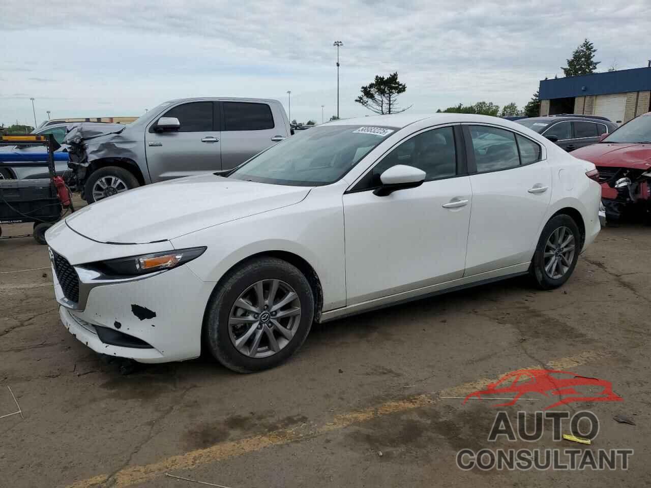 MAZDA 3 2019 - 3MZBPABL8KM114164