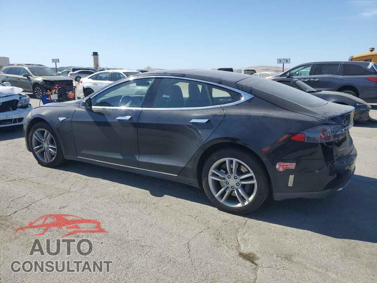 TESLA MODEL S 2016 - 5YJSA1E2XGF129106