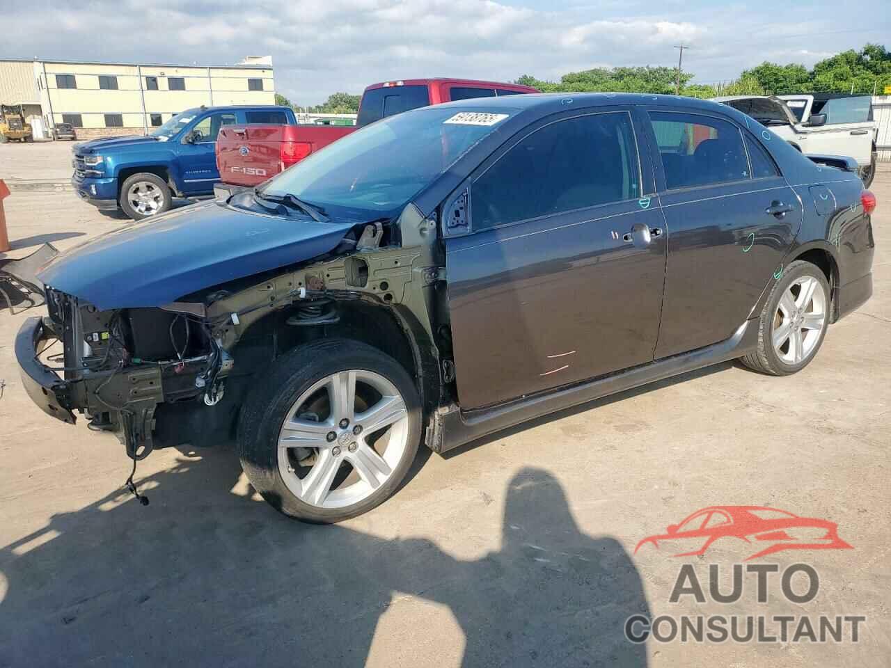 TOYOTA COROLLA 2013 - 5YFBU4EE9DP136177
