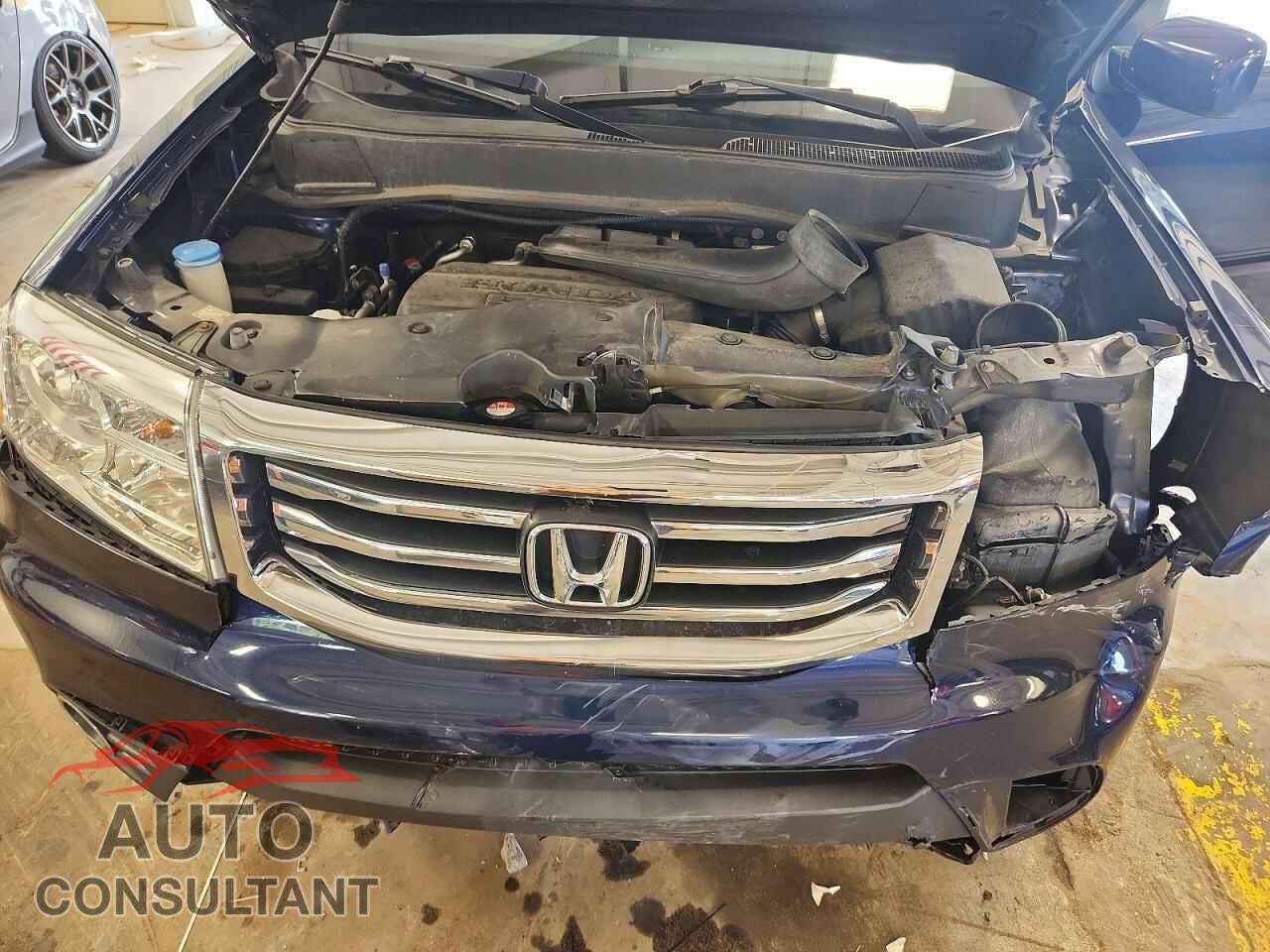 HONDA PILOT 2015 - 5FNYF4H58FB035761