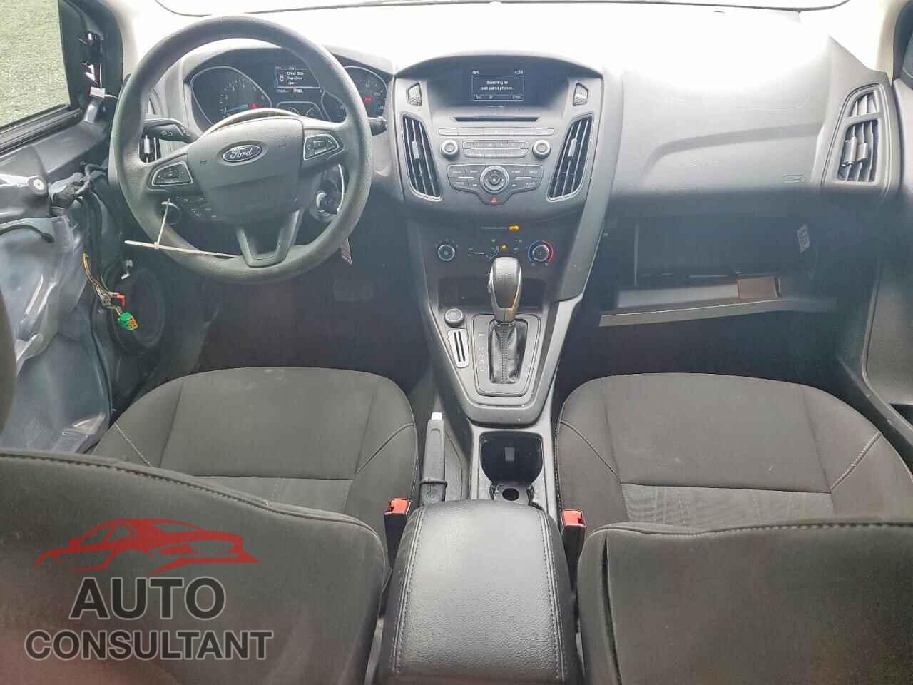 FORD FOCUS 2017 - 1FADP3K22HL344622