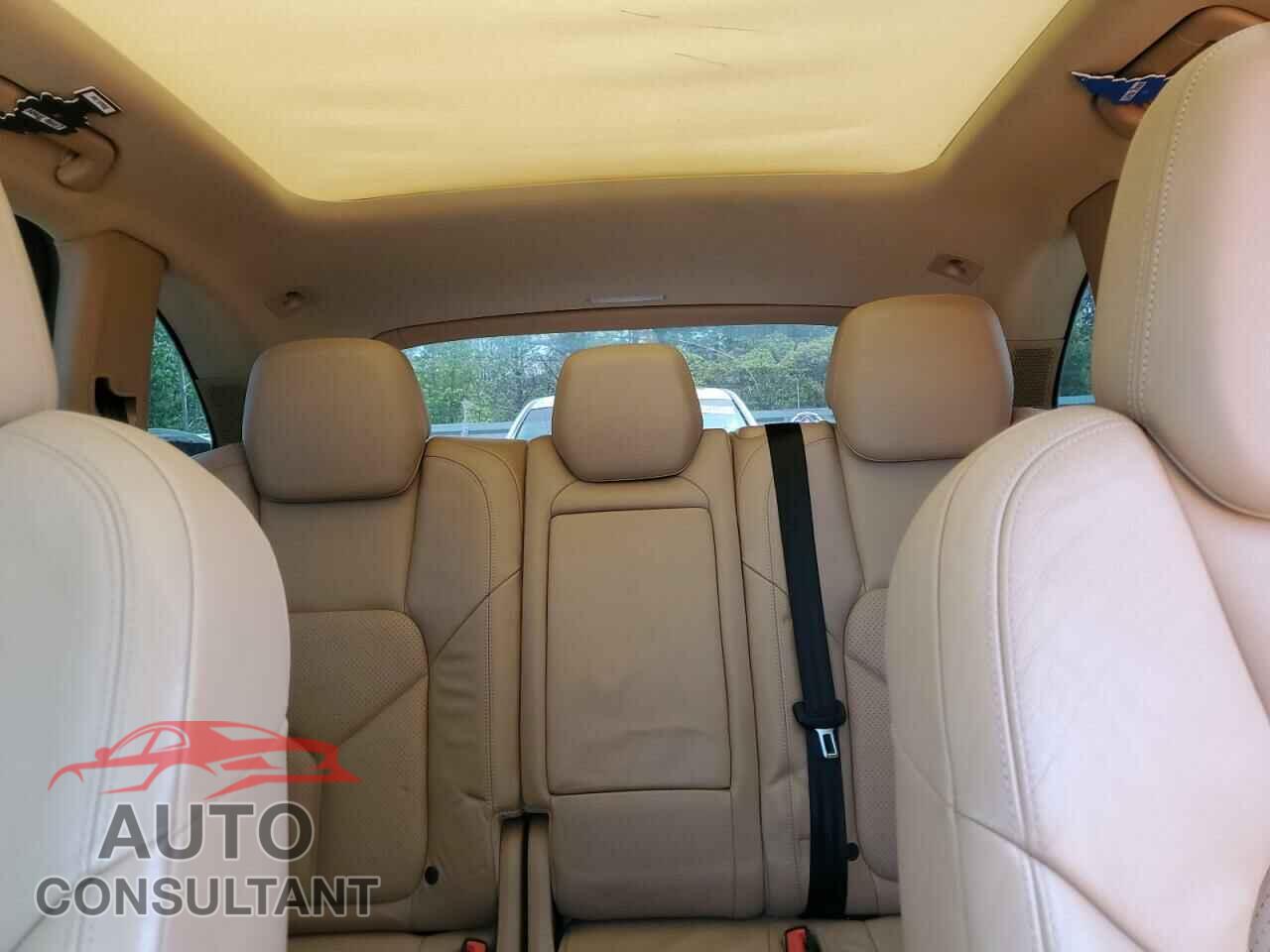 PORSCHE CAYENNE 2013 - WP1AE2A23DLA14821