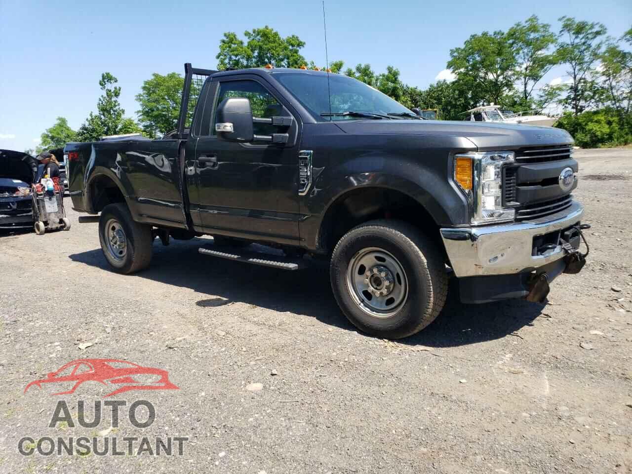 FORD F350 2017 - 1FTRF3B60HEE90429