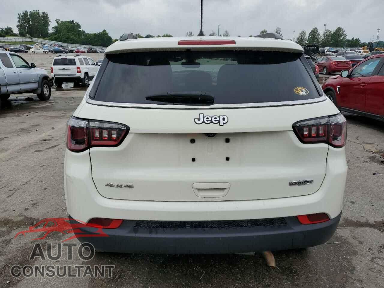 JEEP COMPASS 2018 - 3C4NJDBB6JT282965