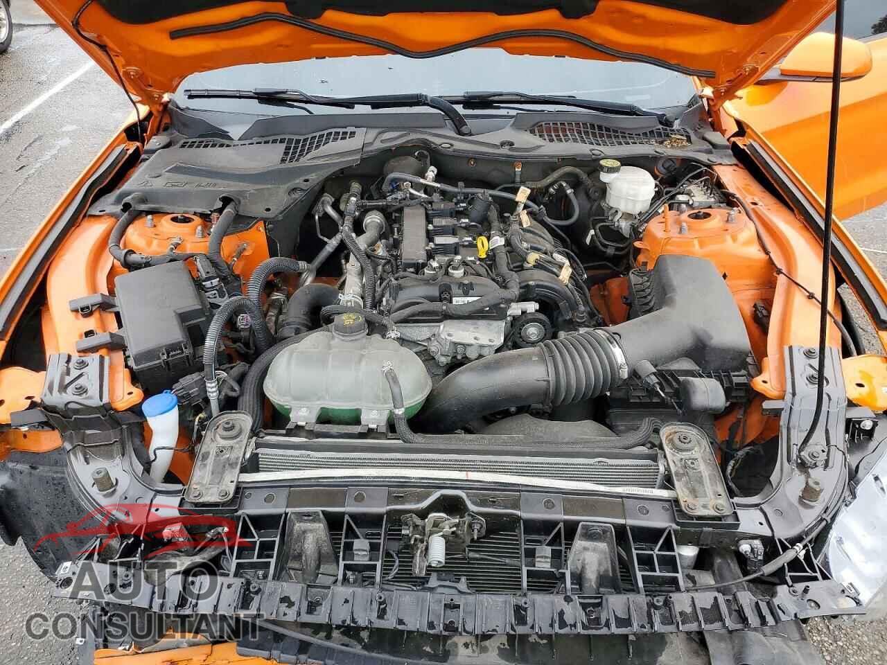 FORD MUSTANG 2021 - 1FA6P8TH2M5156433