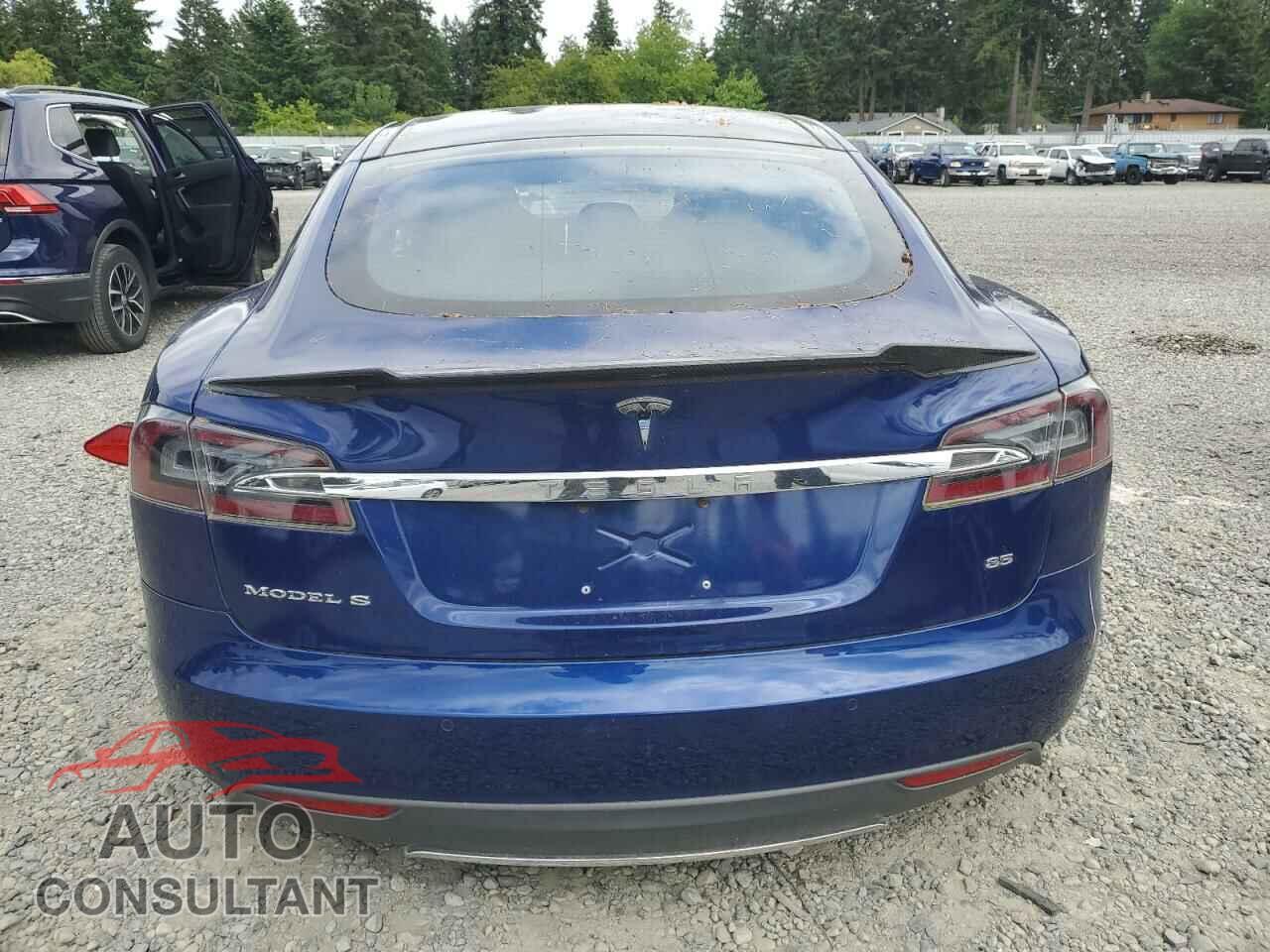 TESLA MODEL S 2015 - 5YJSA1E19FF109757