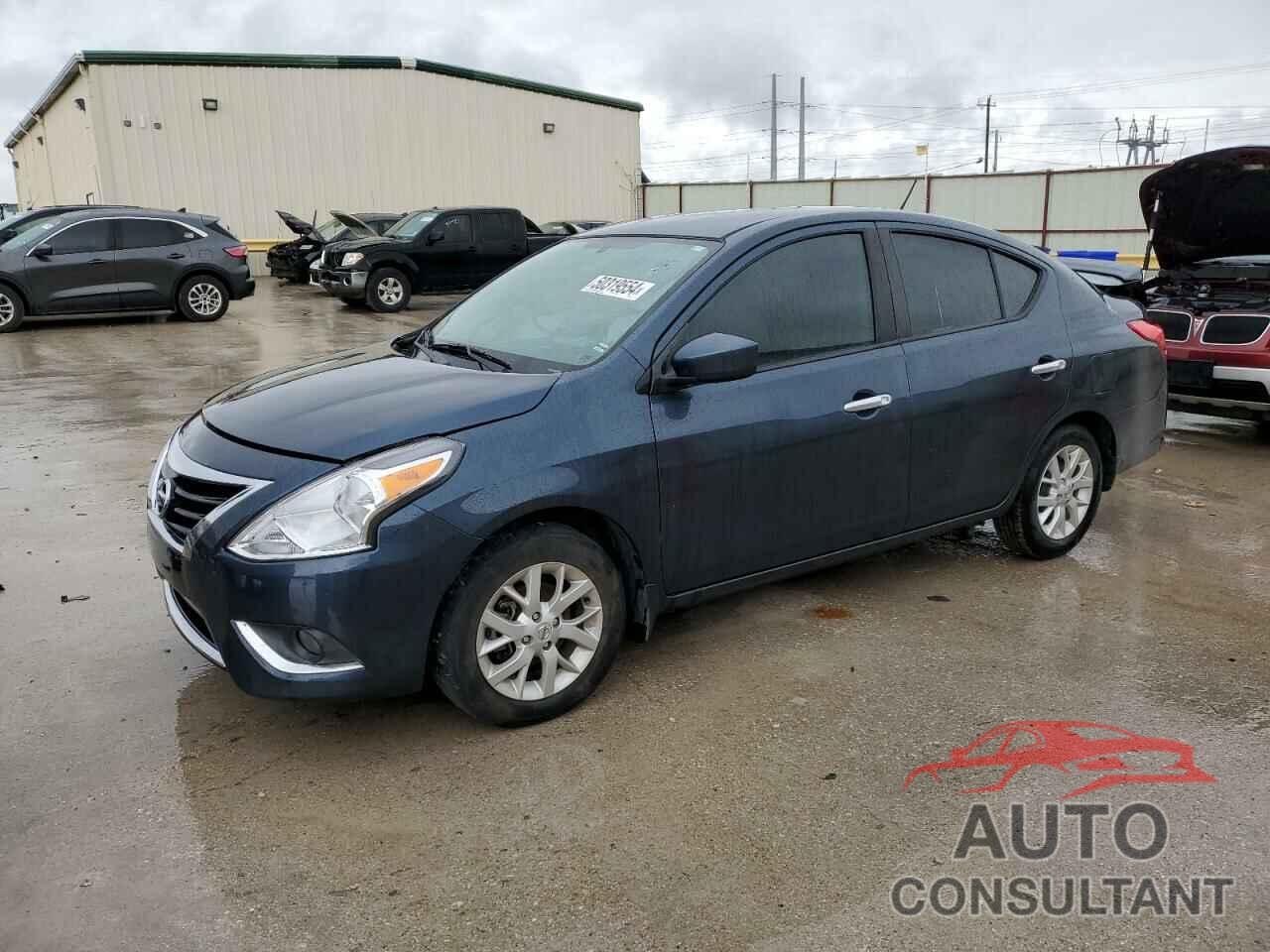 NISSAN VERSA 2017 - 3N1CN7AP4HL857166