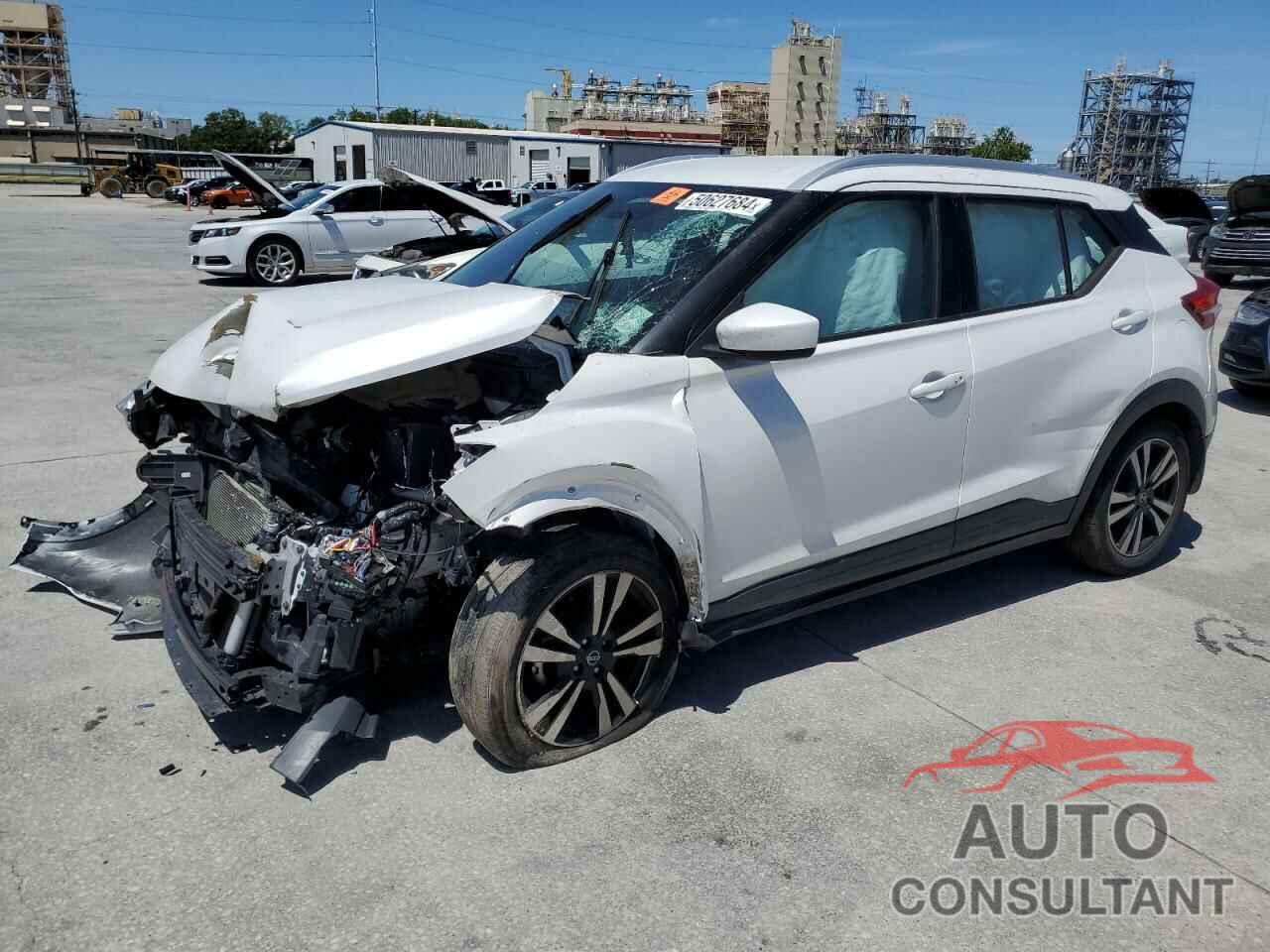 NISSAN KICKS 2019 - 3N1CP5CU8KL550740