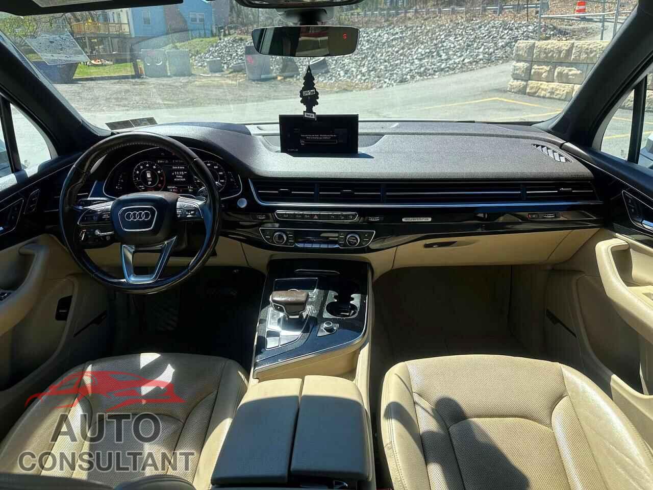 AUDI Q7 2017 - WA1VAAF78HD035509