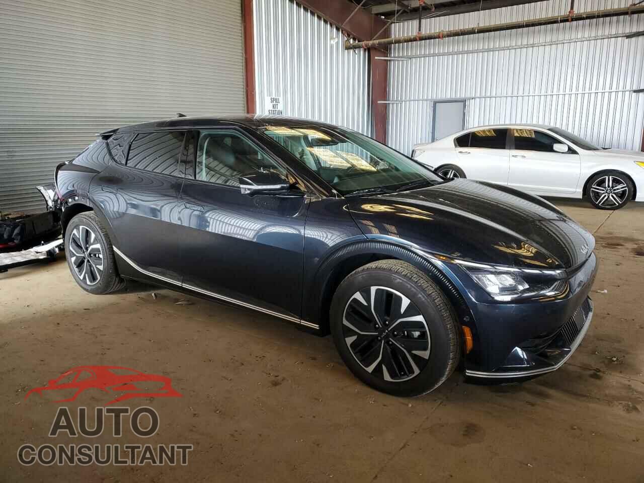 KIA EV6 LIGHT 2022 - KNDC3DLC7N5087617