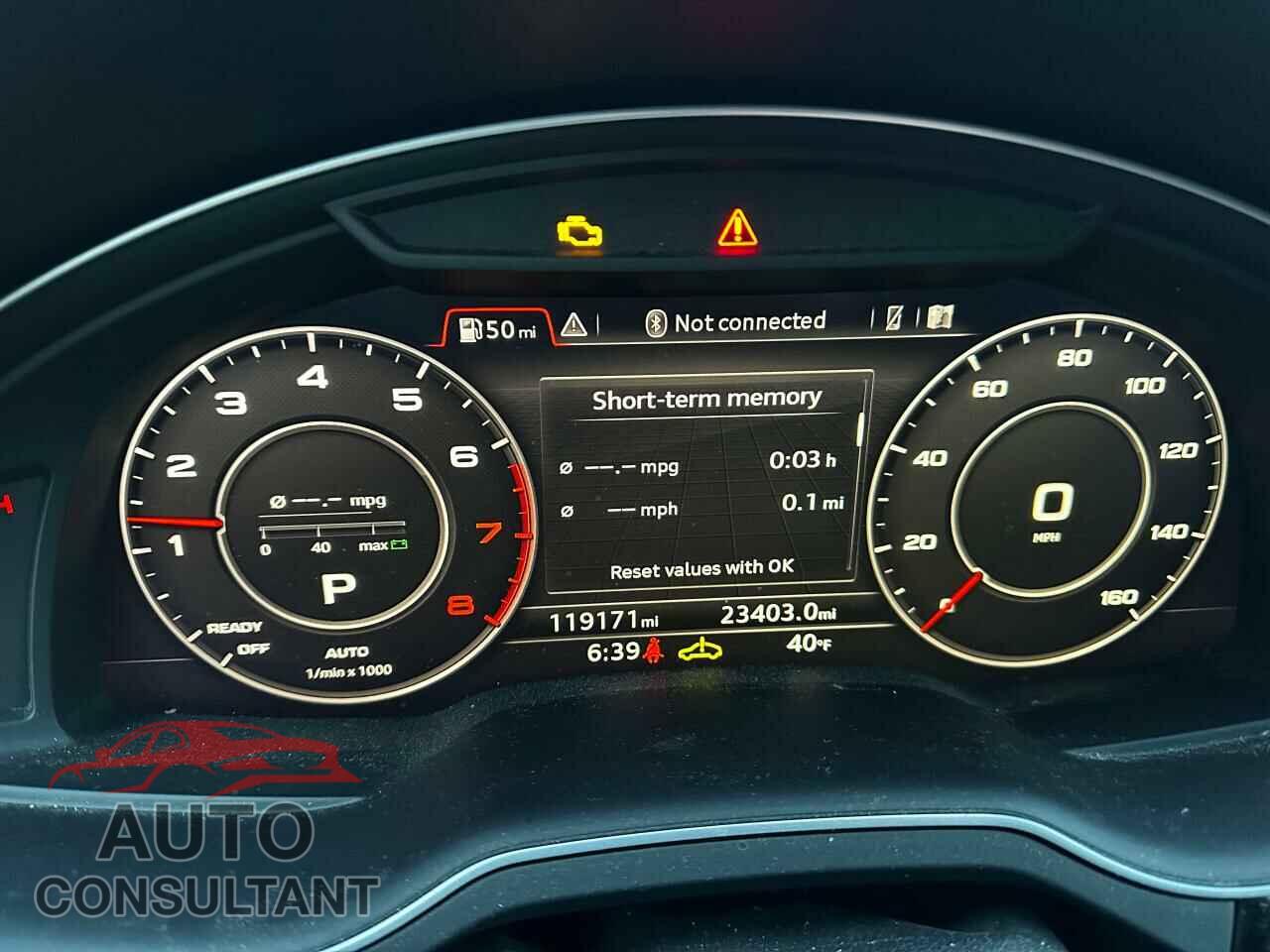 AUDI Q7 2017 - WA1LAAF78HD031810