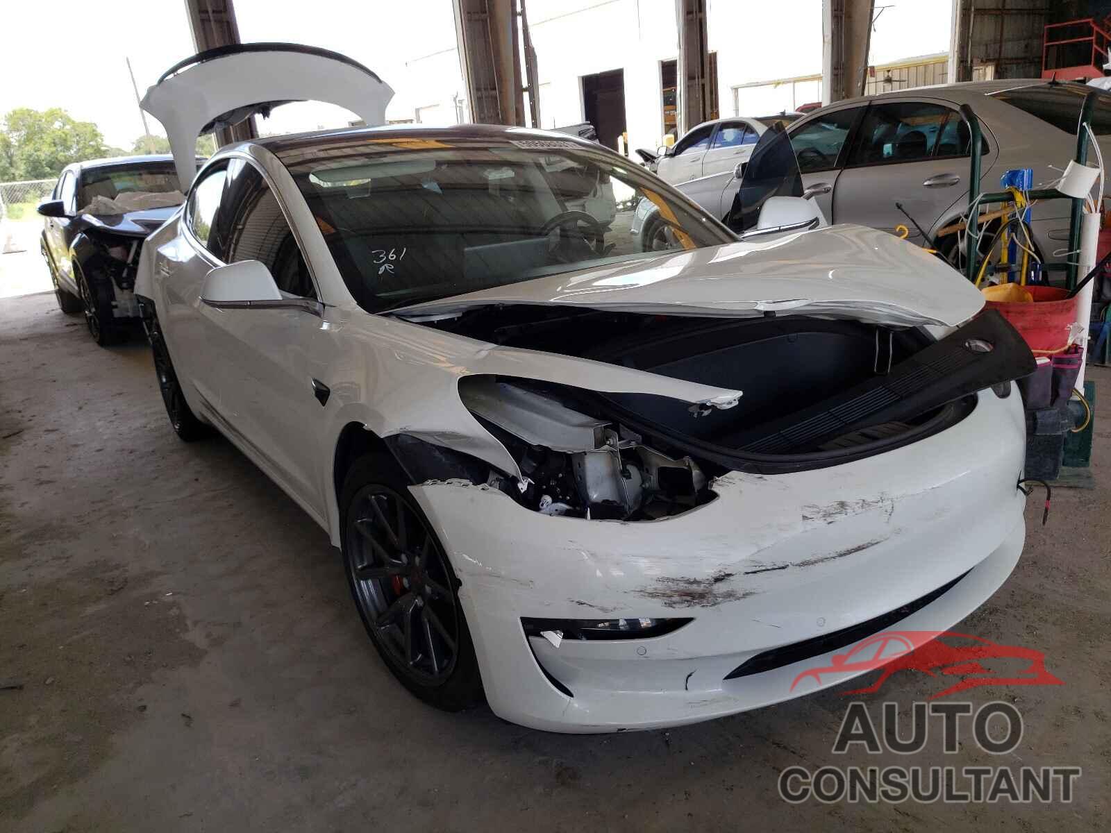 TESLA MODEL 3 2018 - 5YJ3E1EBXJF093871
