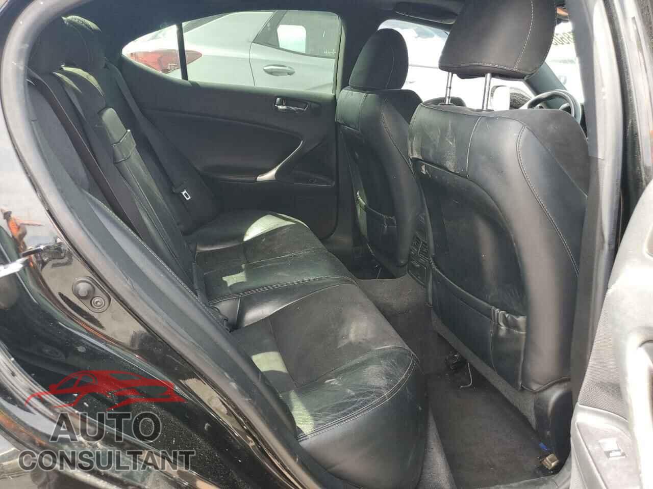 LEXUS IS 2012 - JTHBF5C21C5176210