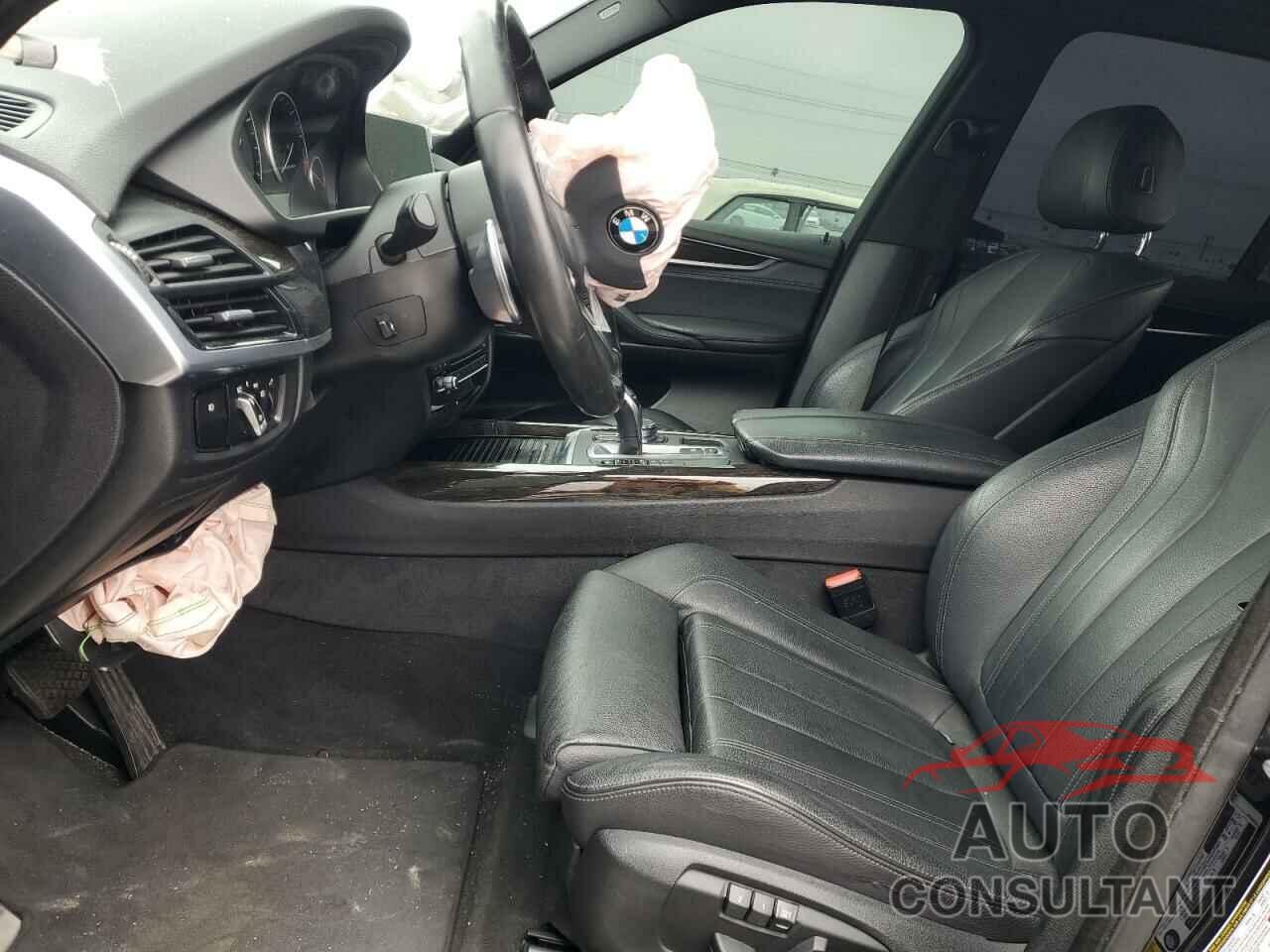 BMW X5 2018 - 5UXKR2C59J0X08085