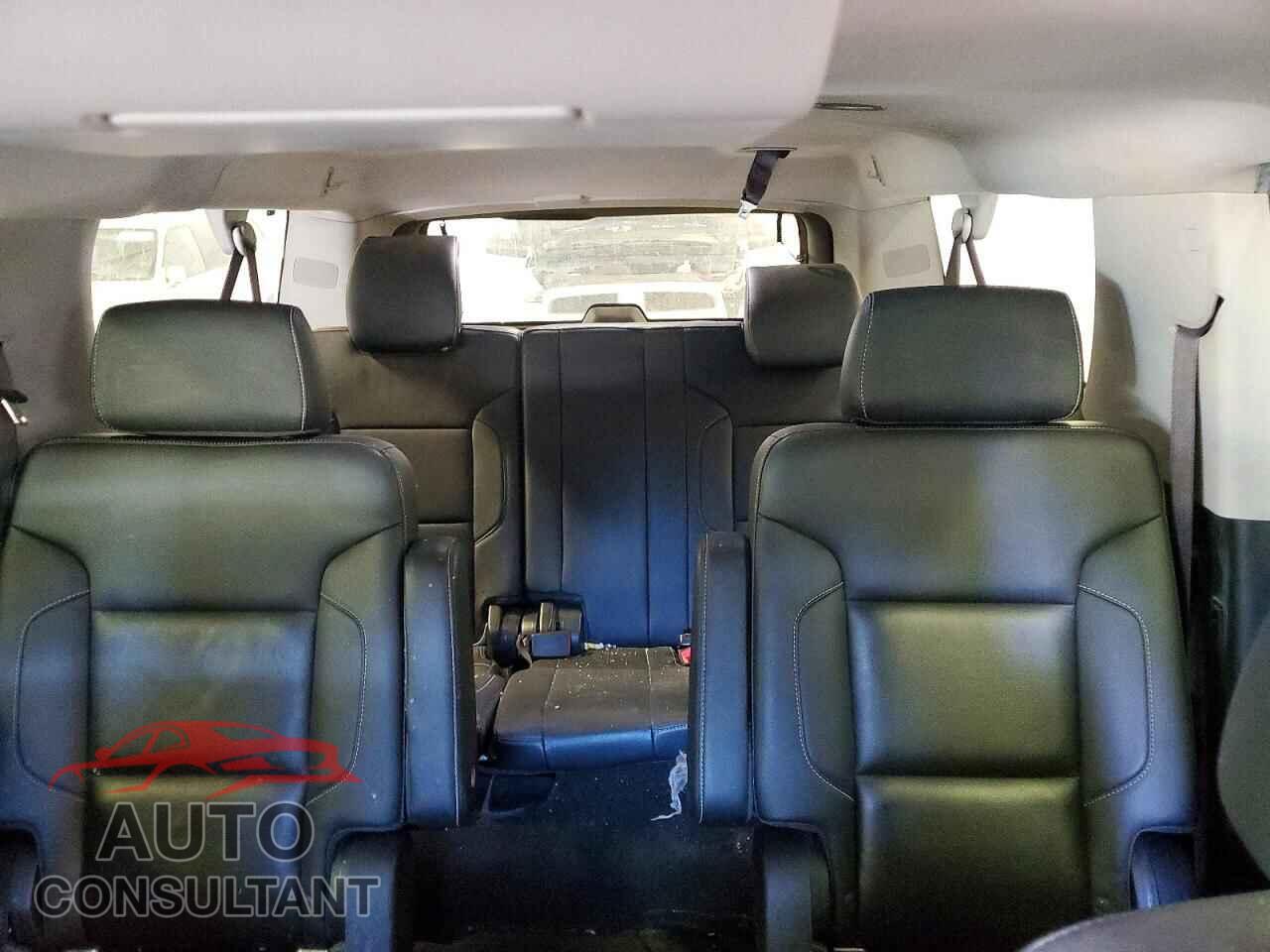 CHEVROLET SUBURBAN 2015 - 1GNSKJKCXFR696751