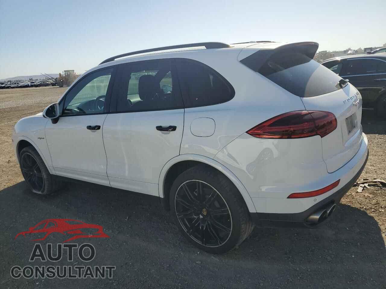 PORSCHE CAYENNE 2017 - WP1AE2A23HLA75138