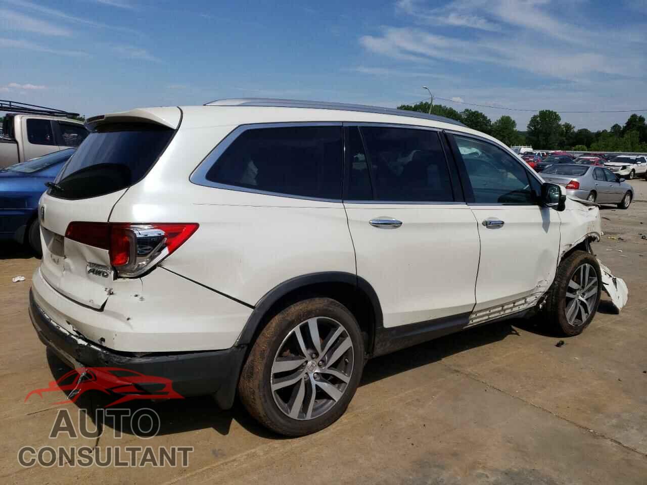 HONDA PILOT 2017 - 5FNYF6H94HB050386
