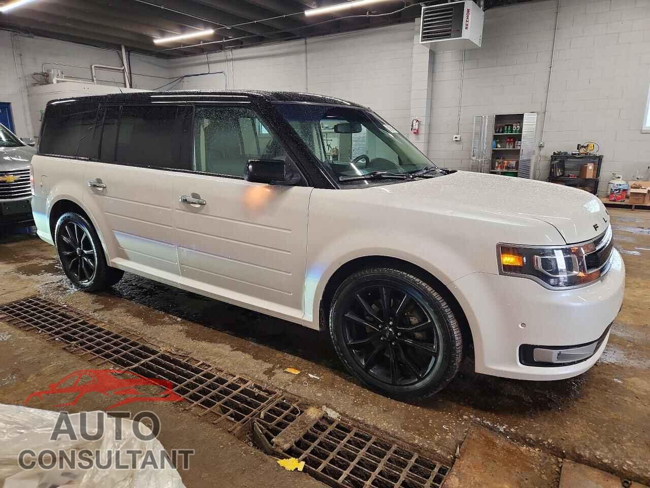FORD FLEX 2018 - 2FMHK6DT9JBA17329