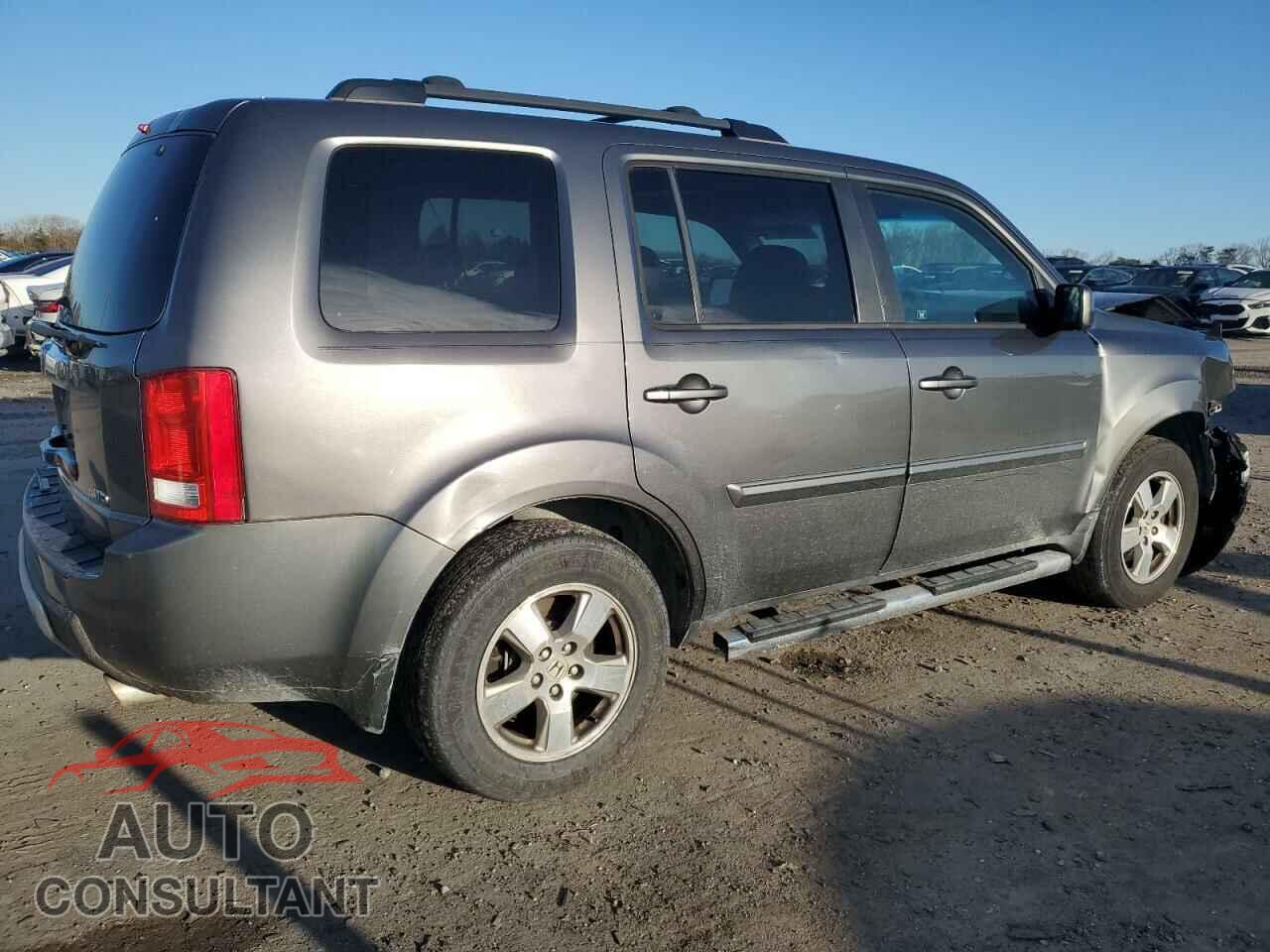 HONDA PILOT 2011 - 5FNYF4H69BB031608