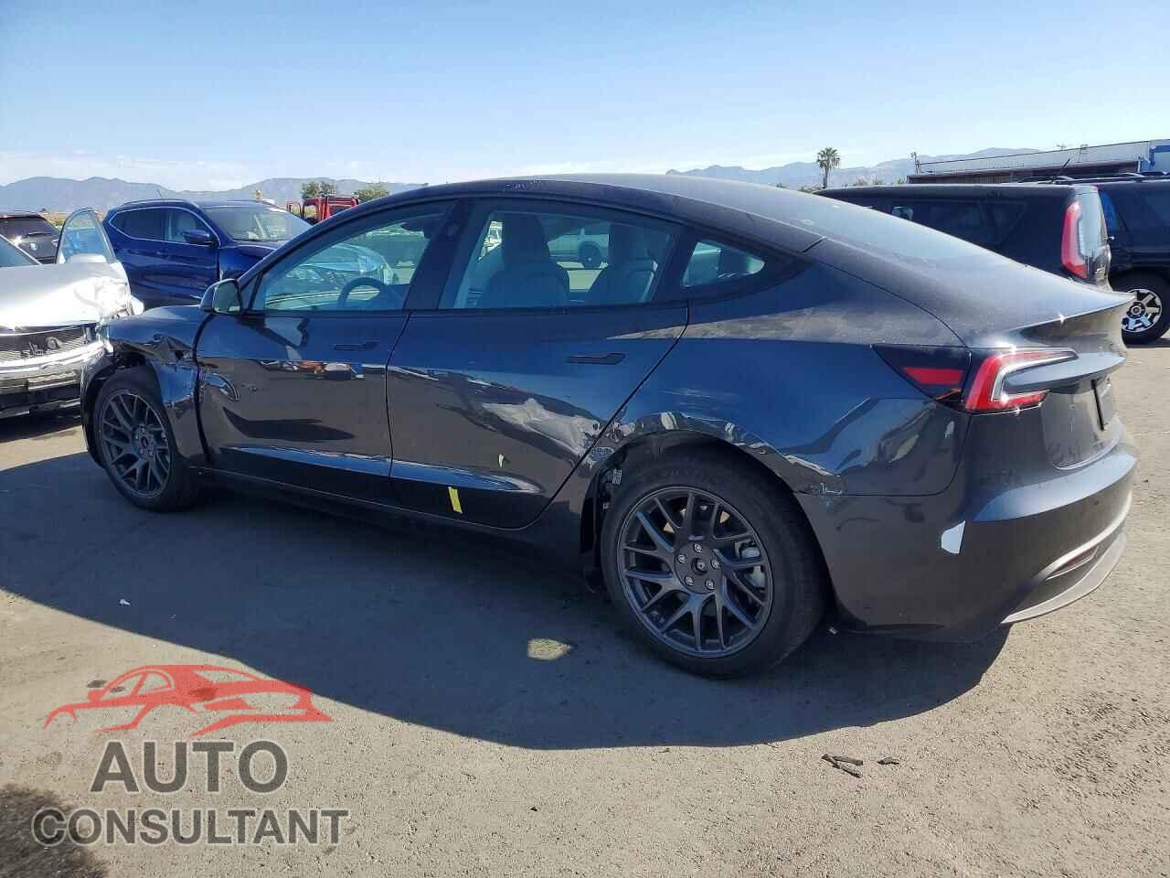 TESLA MODEL 3 2025 - 5YJ3E1EA7SF047889