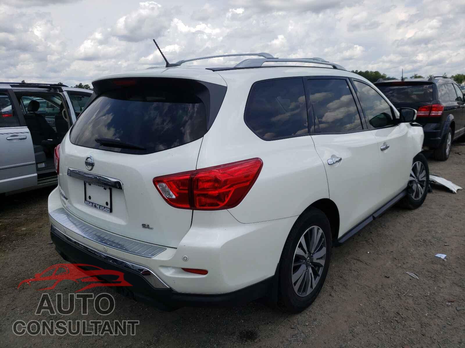NISSAN PATHFINDER 2017 - 5N1DR2MN4HC640906