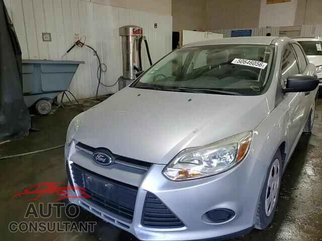 FORD FOCUS 2014 - 1FADP3E28EL317027
