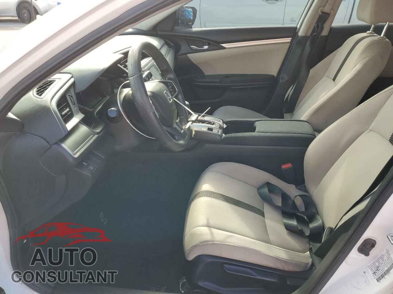 HONDA CIVIC 2017 - 2HGFC2F59HH565131