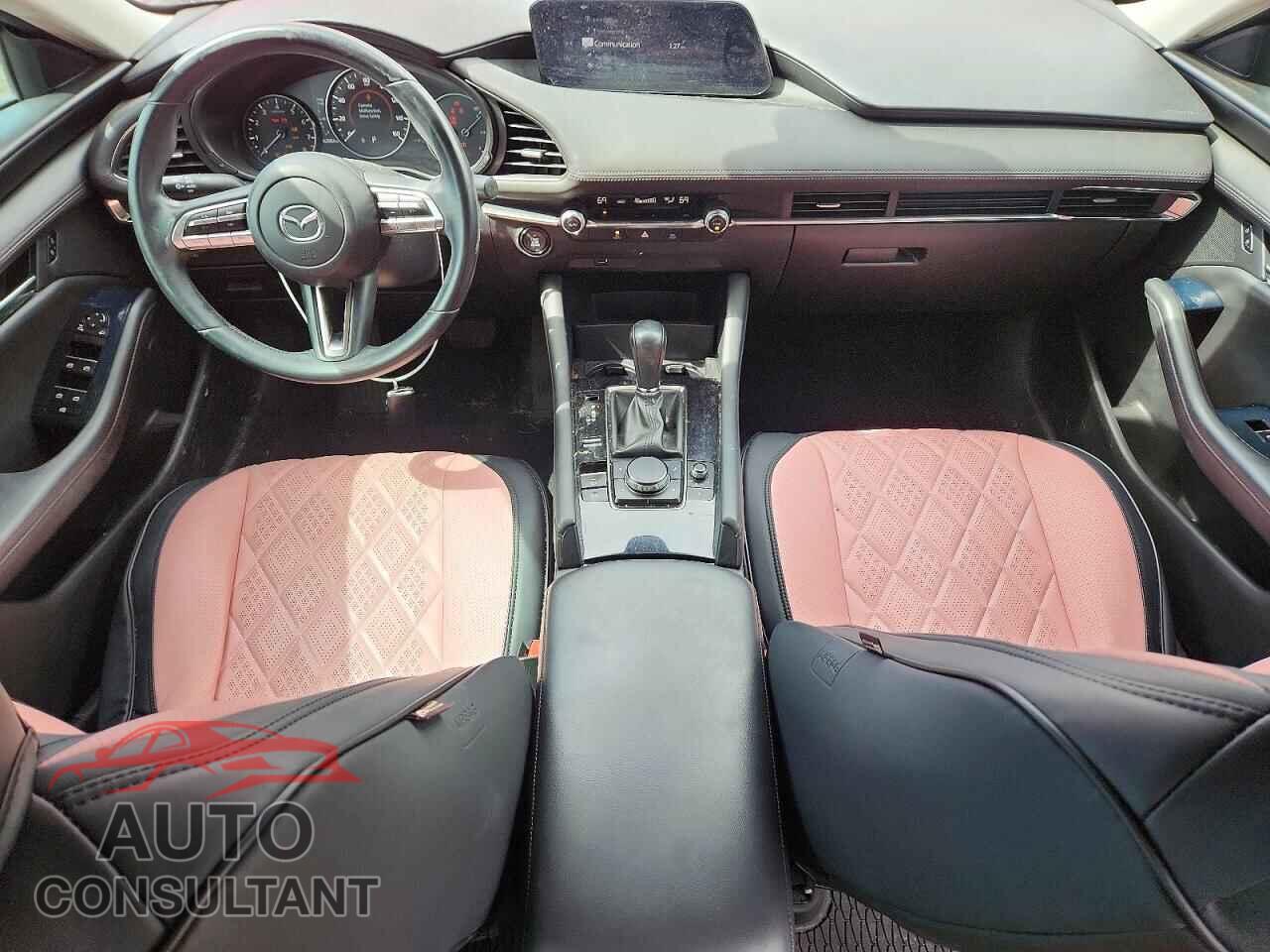 MAZDA 3 2019 - JM1BPBAM6K1115331