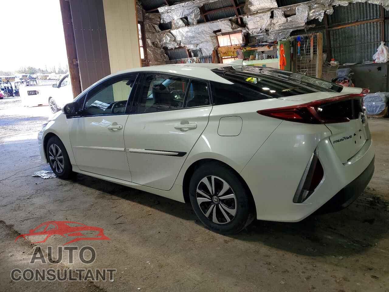 TOYOTA PRIUS 2018 - JTDKARFP0J3085713