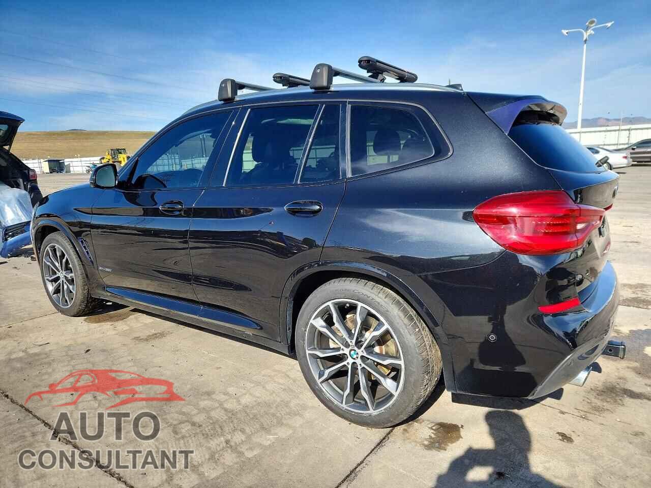 BMW X3 2018 - 5UXTR9C55JLD58582