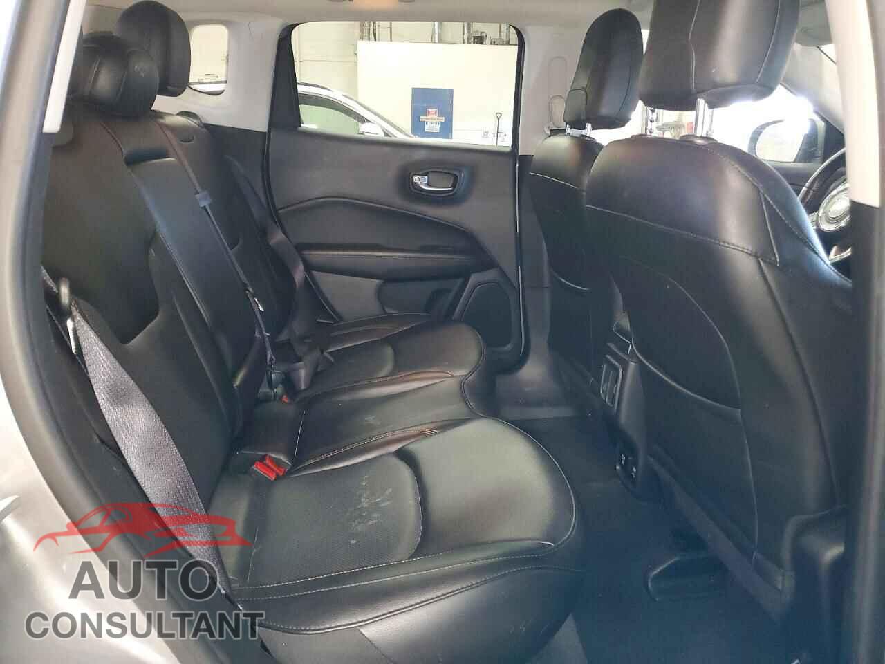 JEEP COMPASS 2021 - 3C4NJDCB8MT602029
