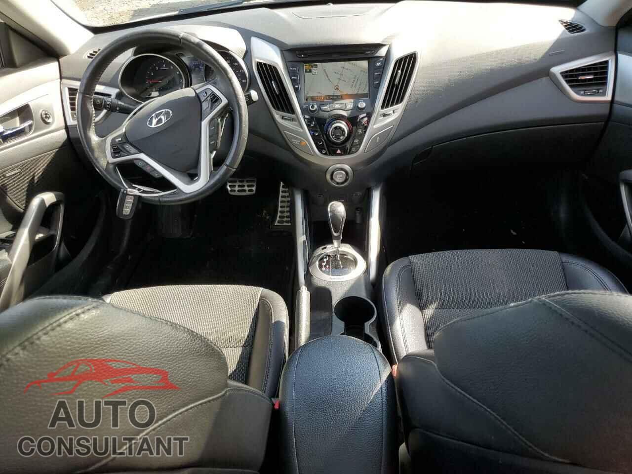 HYUNDAI VELOSTER 2013 - KMHTC6AD6DU103295
