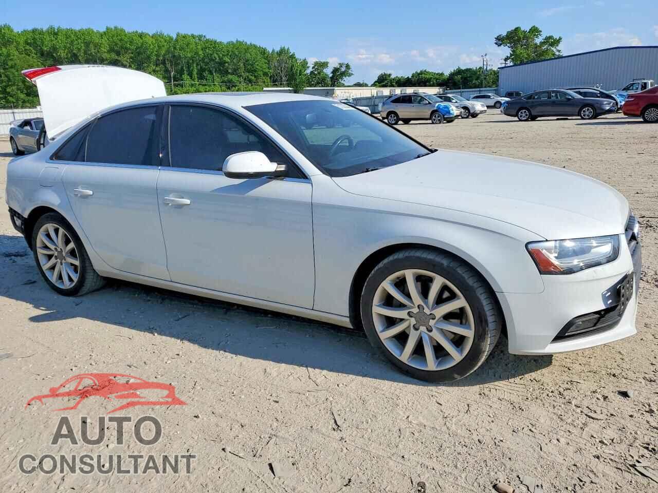 AUDI A4 2013 - WAUEFAFL4DN010158