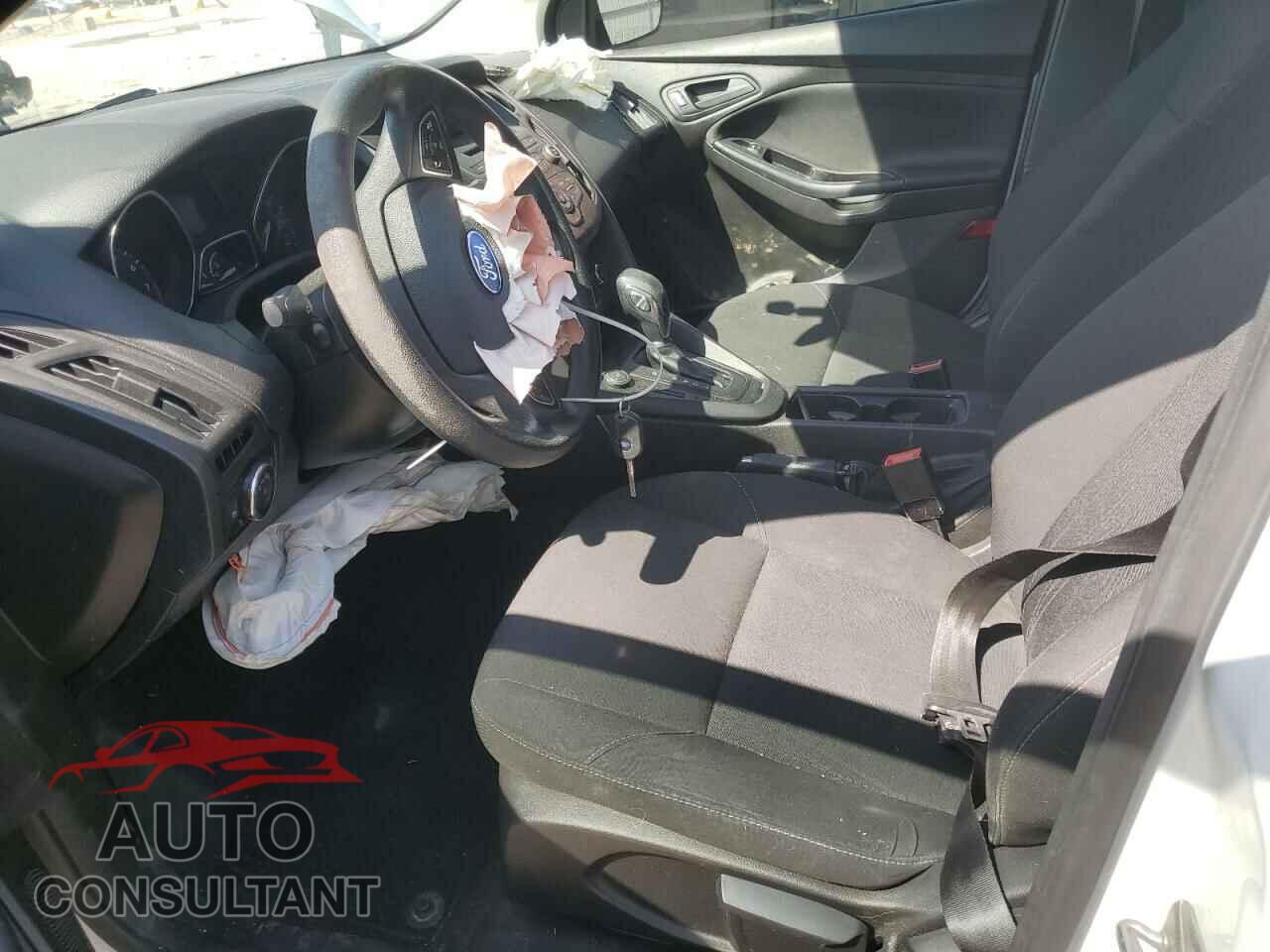 FORD FOCUS 2016 - 1FADP3E28GL257477