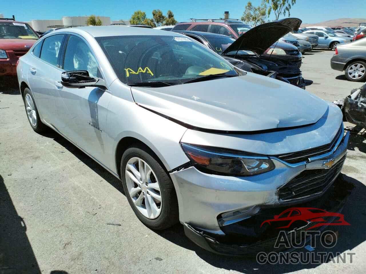CHEVROLET MALIBU 2018 - 1G1ZD5ST2JF140123