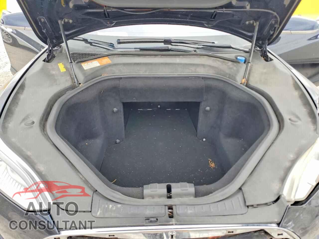TESLA MODEL S 2013 - 5YJSA1CN7DFP19725