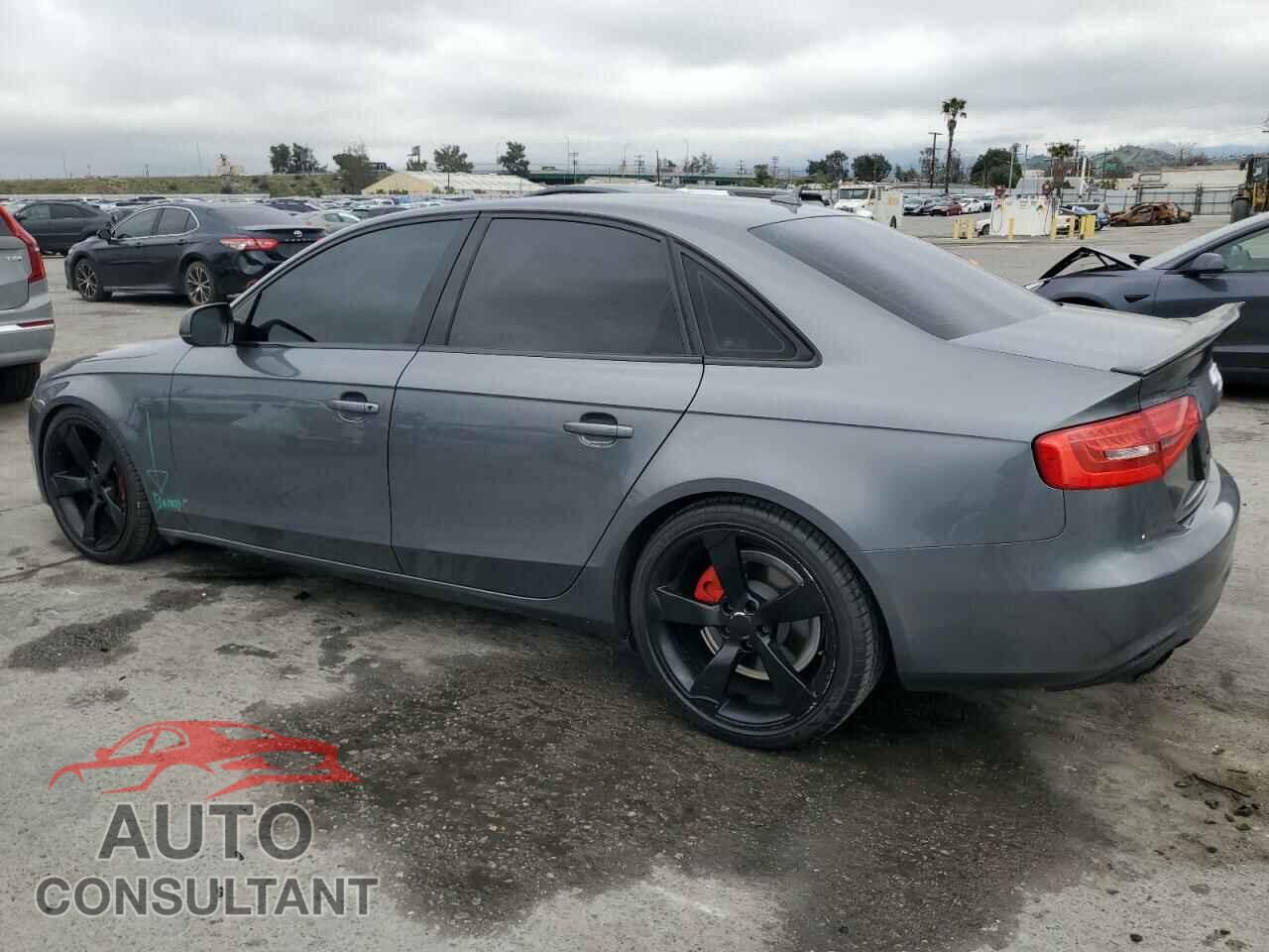 AUDI A4 2013 - WAUBFAFL7DN004311