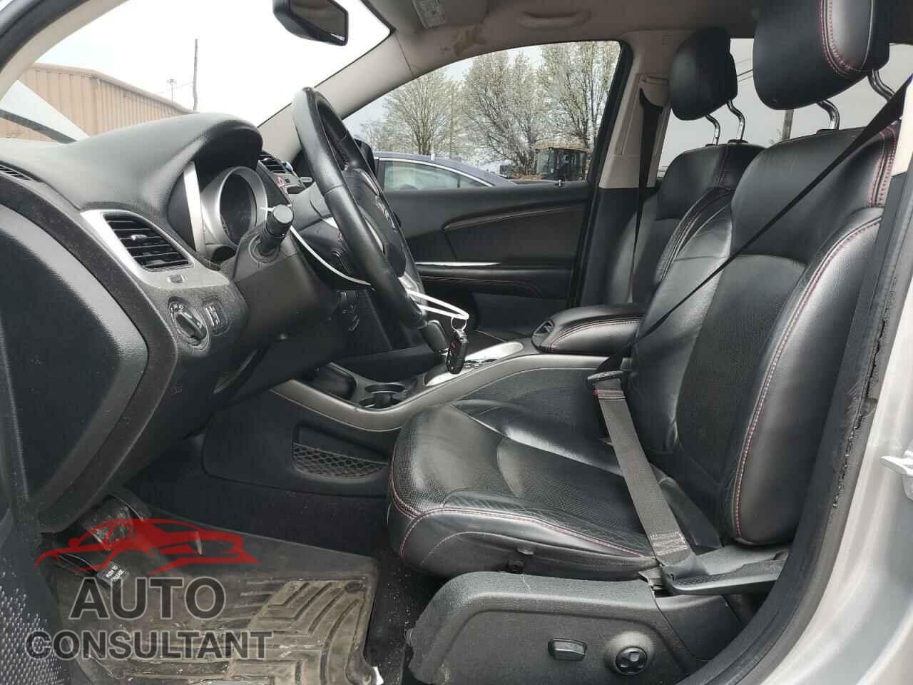 DODGE JOURNEY 2015 - 3C4PDCEG4FT669264